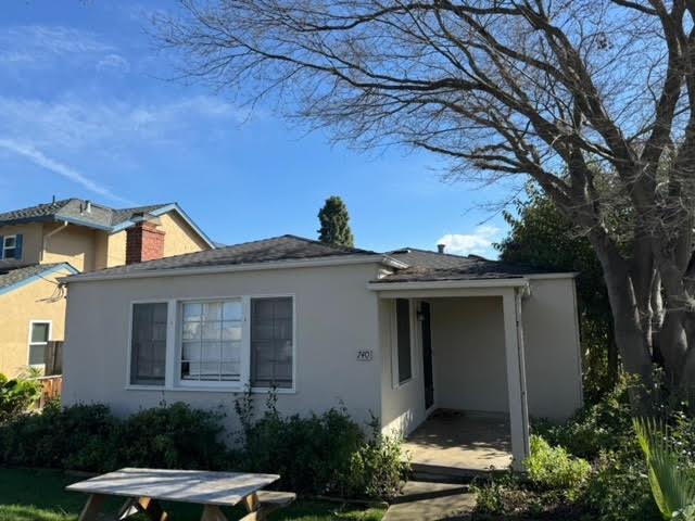 740 Locust Street Santa Clara, CA 95050 - Photo 2 of 15 a view of a house with a yard