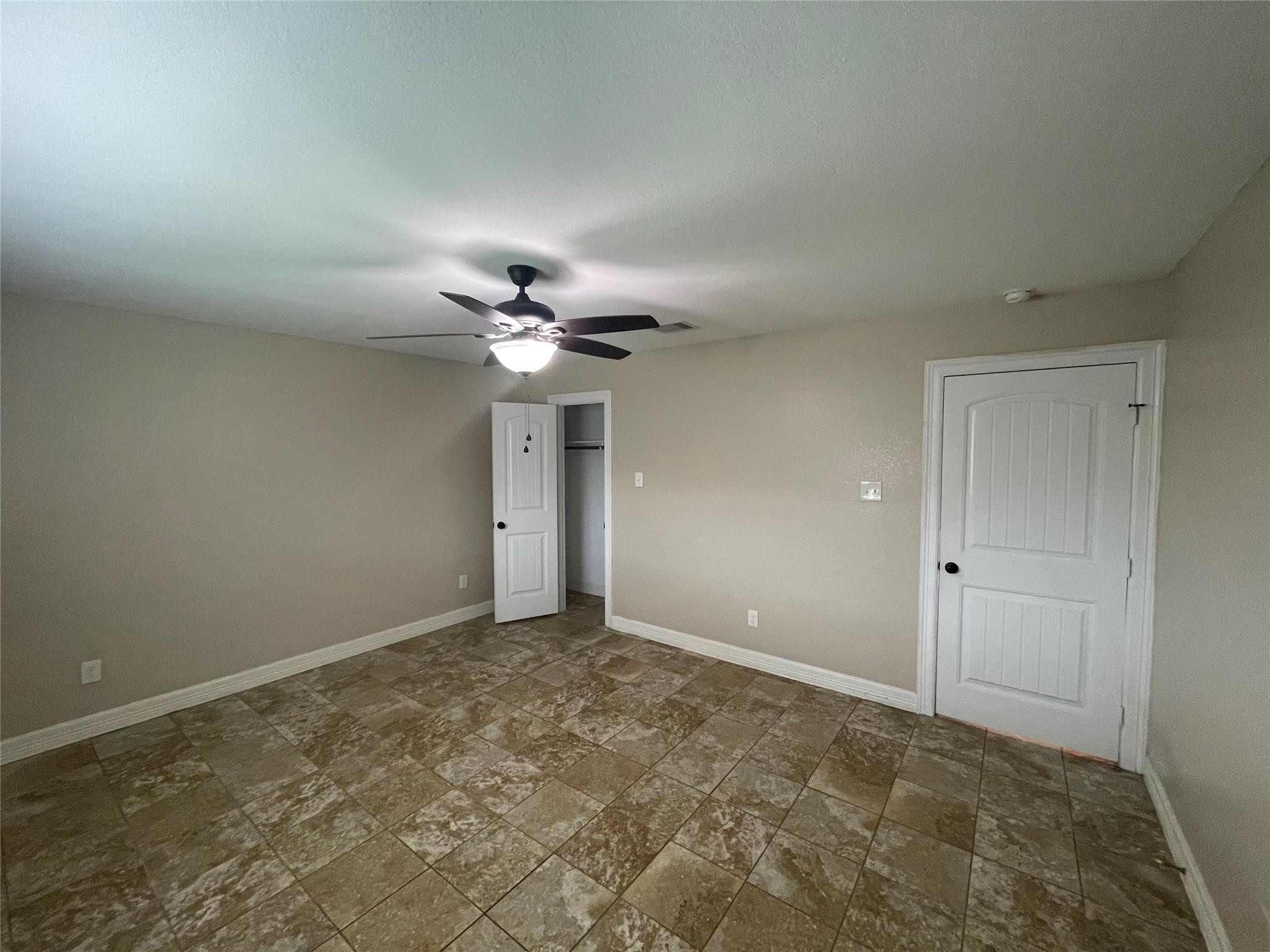 8230 Constellation Lane, Unit B Houston, TX 77075 - Photo 10 of 19 Primary room closet 1
