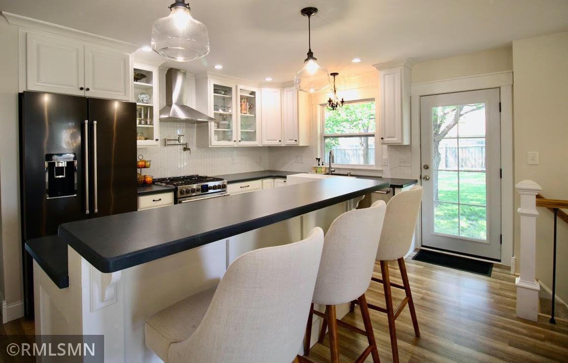 7924 Eden Prairie Road Eden Prairie, MN 55347 - Photo 6 of 23 Gallery Image 6