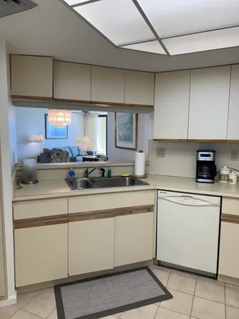 $5,250 | 9500 South Ocean Drive, Unit 2009, Jensen Beach, FL 34957