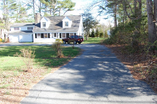 104 Fairhaven Road Mattapoisett, MA 02739 - Photo 4 of 24 Gallery Image 4