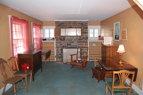 104 Fairhaven Road Mattapoisett, MA 02739 - Photo 5 of 24 Gallery Image 5