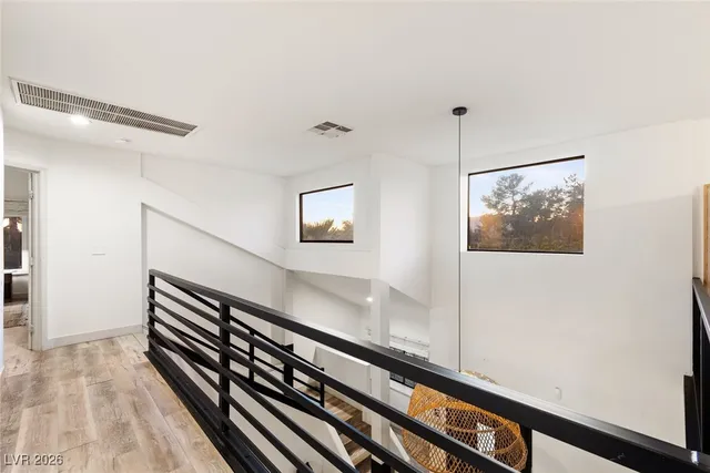 $8,000 | 2940 Rosanna Street, Las Vegas, NV 89117