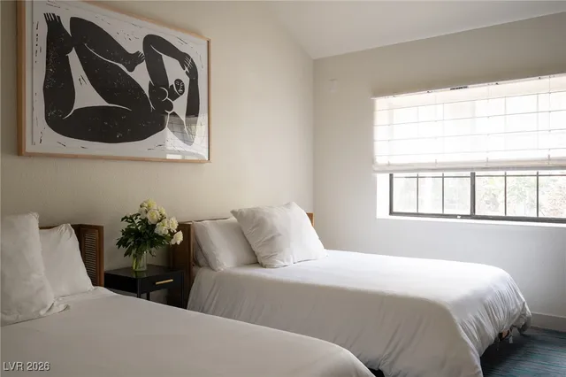 $8,000 | 2940 Rosanna Street, Las Vegas, NV 89117