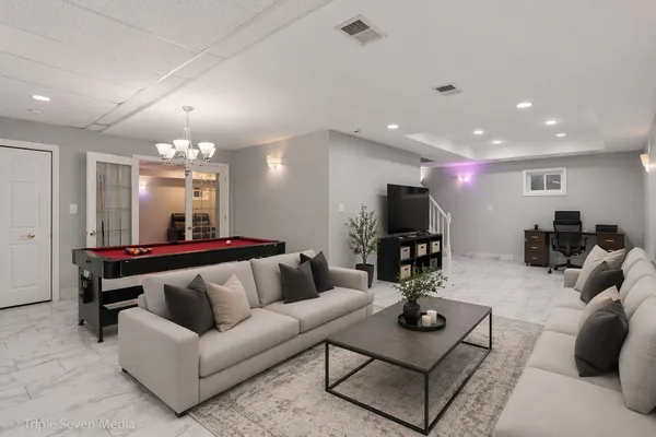 $975,000 | 12600 Sheffield Court, Palos Park, IL 60464