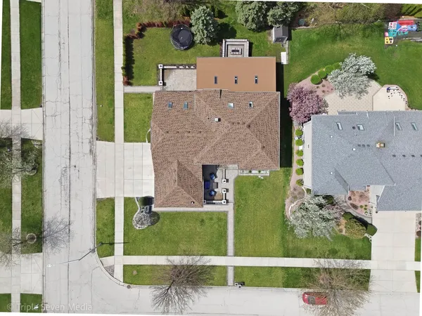 $975,000 | 12600 Sheffield Court, Palos Park, IL 60464