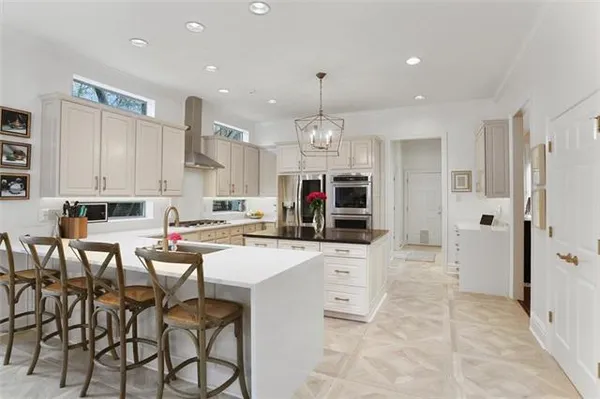 $1,395,000 | 5 Heron Lane, Mandeville, LA 70471