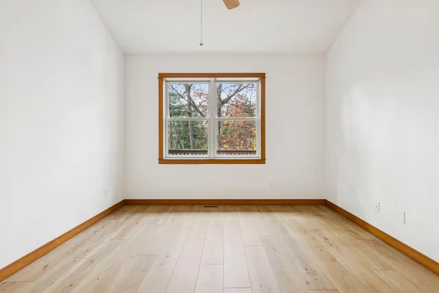 $449,900 | 5862 Oakgreen Court North, Stillwater, MN 55082