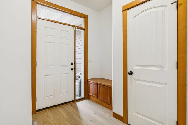 $449,900 | 5862 Oakgreen Court North, Stillwater, MN 55082