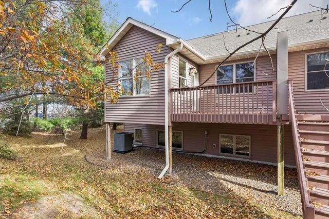 $449,900 | 5862 Oakgreen Court North, Stillwater, MN 55082