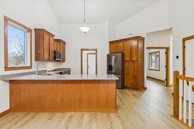 $449,900 | 5862 Oakgreen Court North, Stillwater, MN 55082