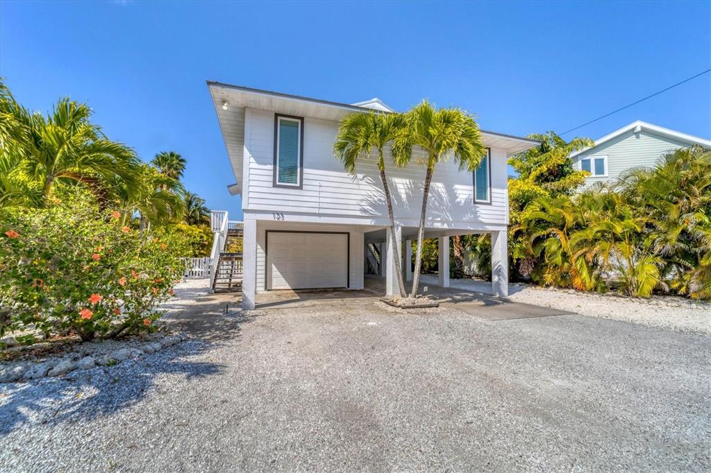 123 Hammock Road Anna Maria, FL 34216 - Photo 4 of 47 Gallery Image 4