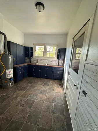$70,000 | 412 East Howard Street, Malden, MO 63863