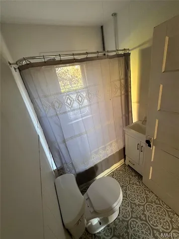 $70,000 | 412 East Howard Street, Malden, MO 63863