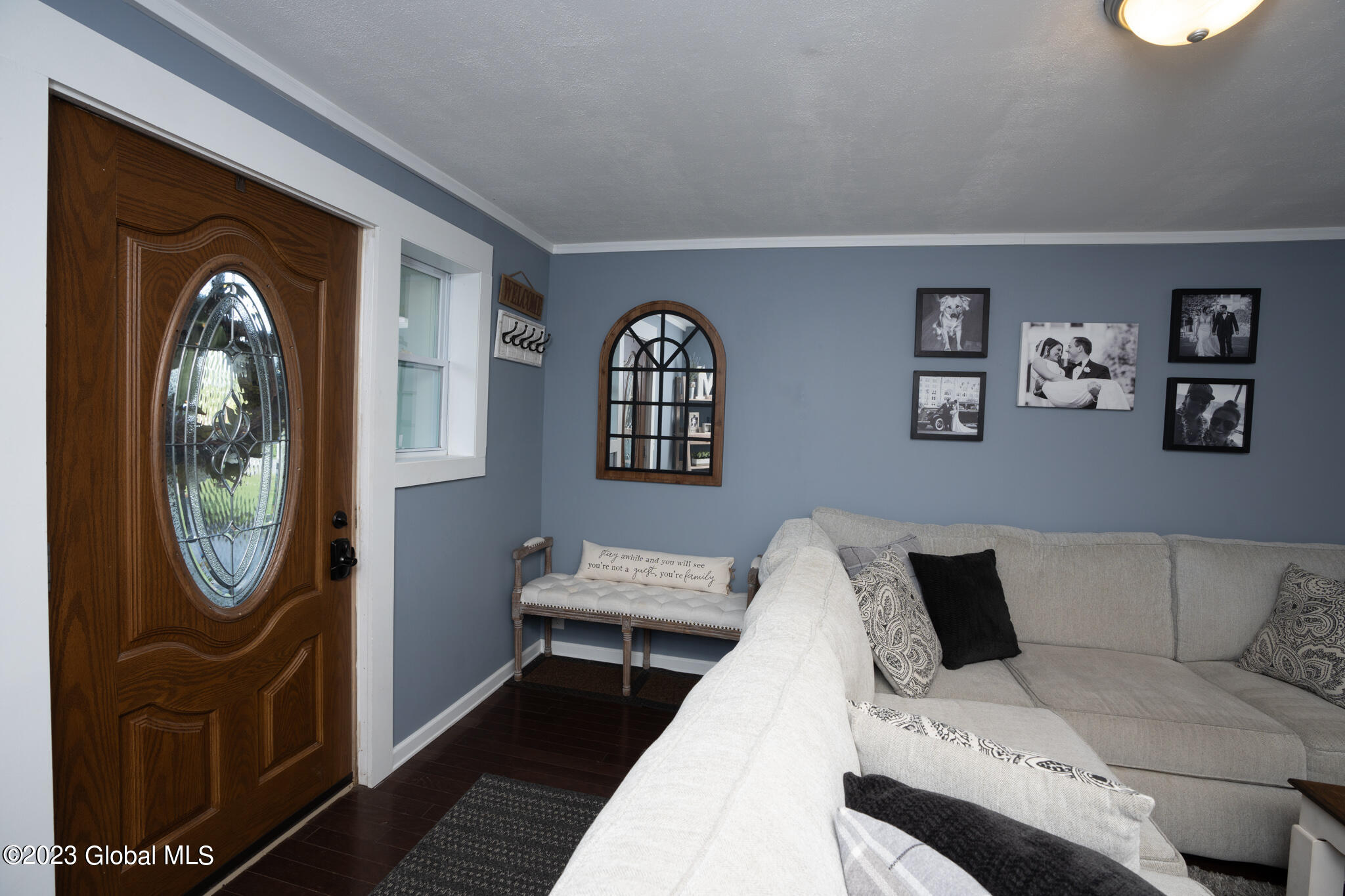 920 Pearse Road Niskayuna, NY 12309 - Photo 3 of 33 029-920-Pearse-Rd