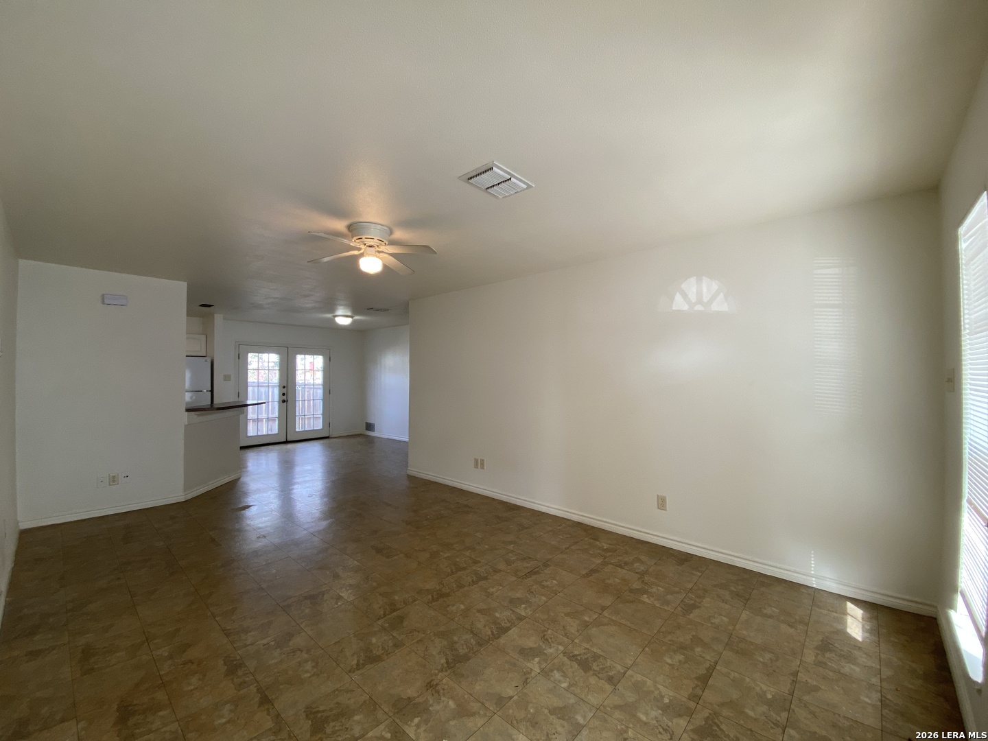 119 South Smith Street, Unit B Pleasanton, TX 78064 - Photo 1 of 10
