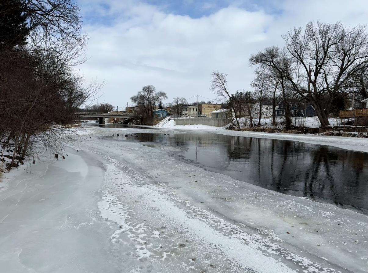 204 South Mill Street Albany, WI 53502 - Photo 8 of 43