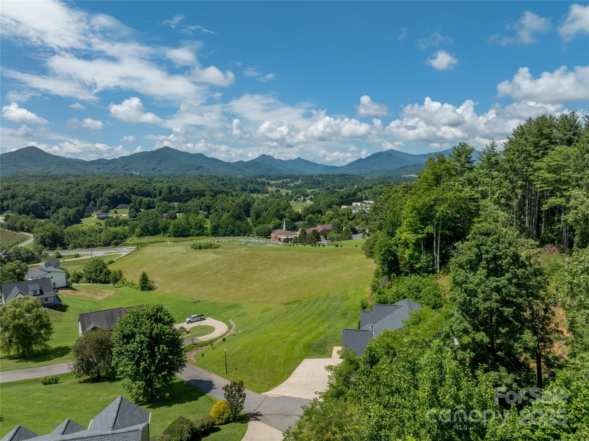 99999 Lawson Ridge Road, Unit 13 Leicester, NC 28748 - Photo 3 of 6