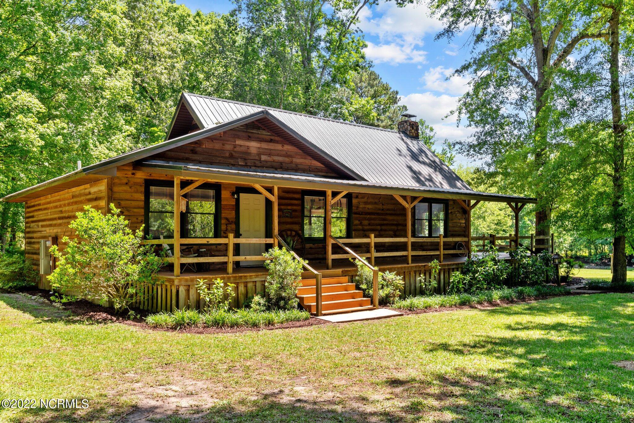 357 Dover Road Cove City, NC 28523 - Photo 1 of 52 1-web-or-mls-COX_4068