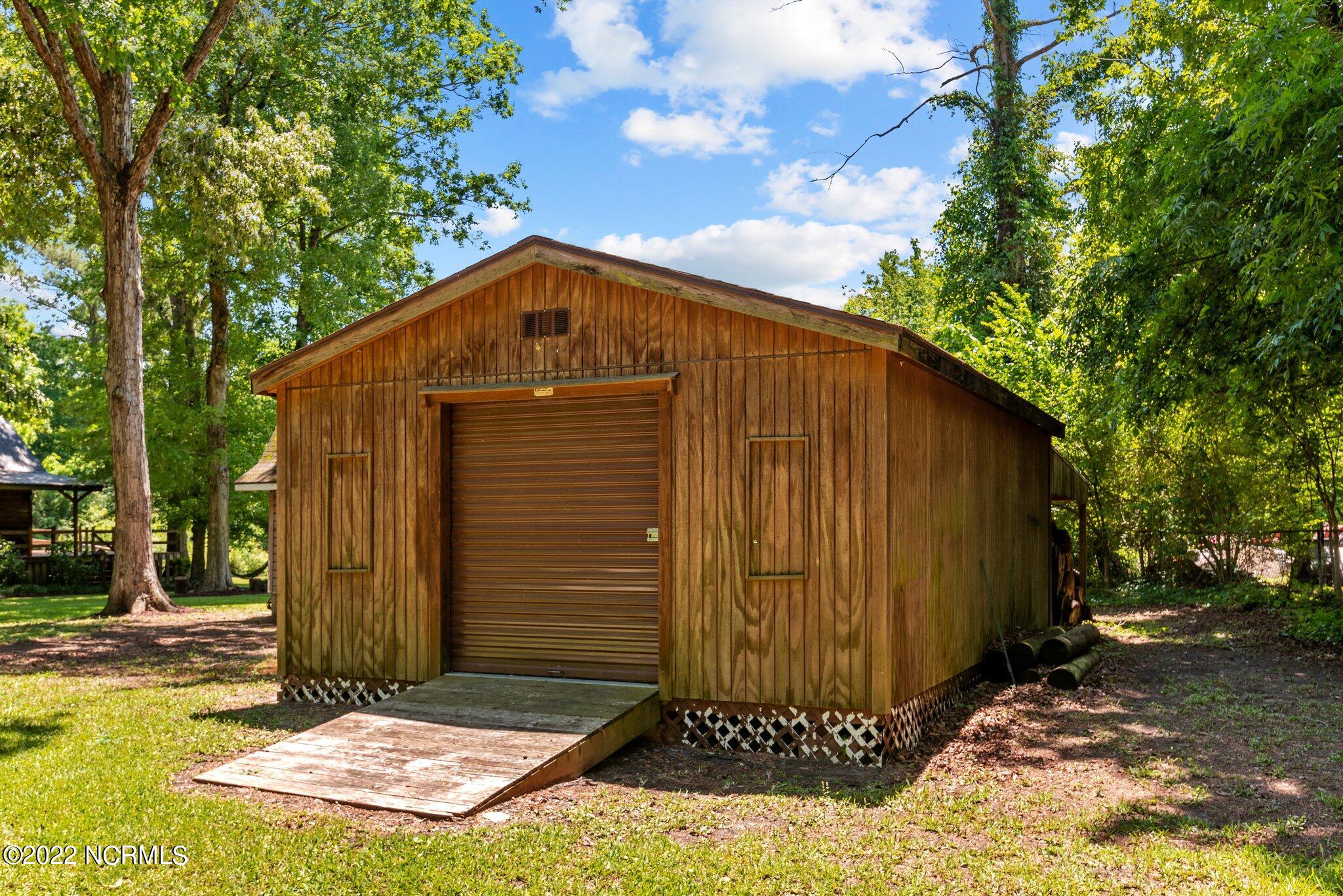 357 Dover Road Cove City, NC 28523 - Photo 11 of 52 11-web-or-mls-COX_4086