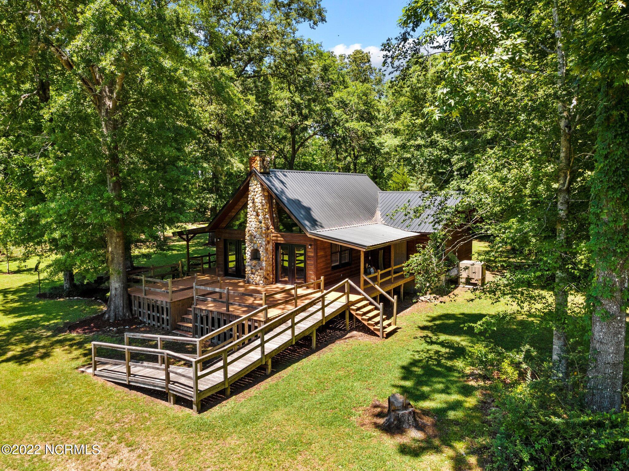 357 Dover Road Cove City, NC 28523 - Photo 17 of 52 17-web-or-mls-DJI_0122