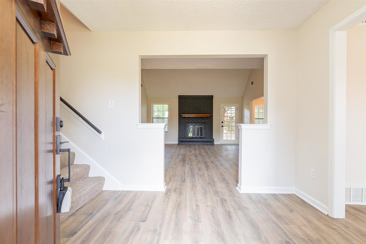 7290 Barnstable Road Memphis, TN 38125 - Photo 4 of 25 Gallery Image 4