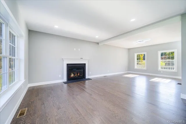 $799,900 | 83 Bible Camp Road, Bloomingburg, NY 12721