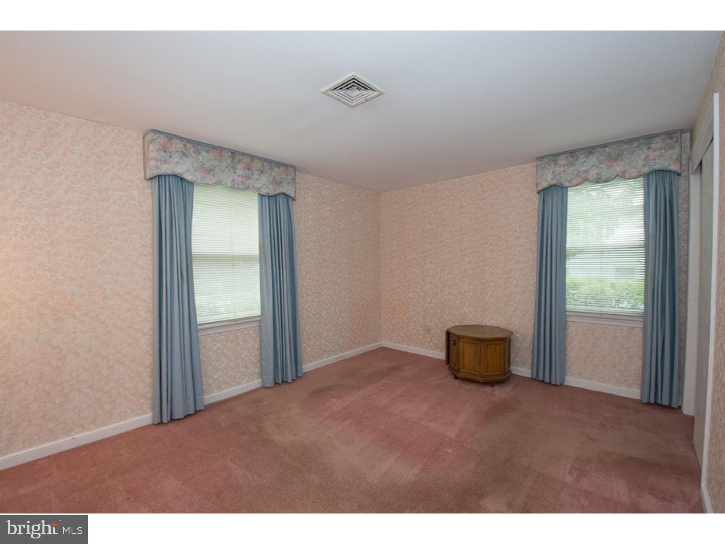 408 Suffolk Road Flourtown, PA 19031 - Photo 14 of 23