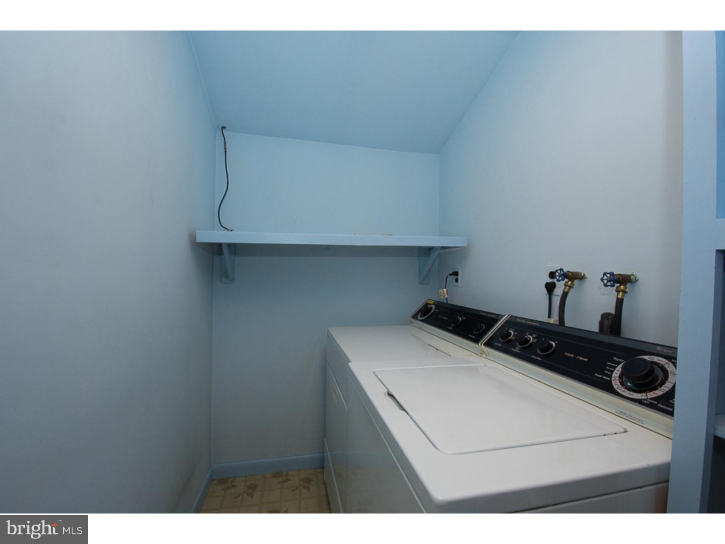 408 Suffolk Road Flourtown, PA 19031 - Photo 16 of 23