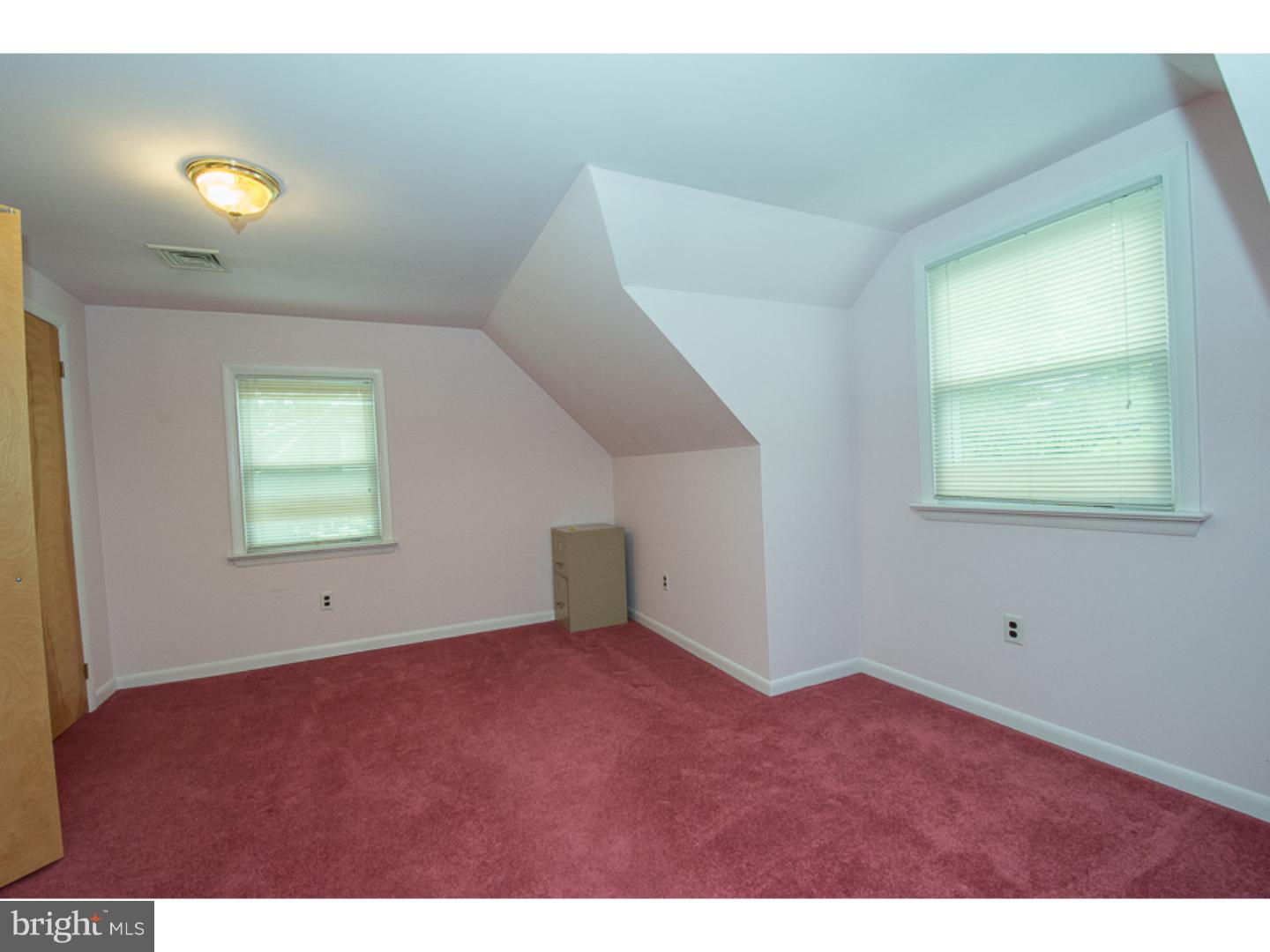 408 Suffolk Road Flourtown, PA 19031 - Photo 18 of 23