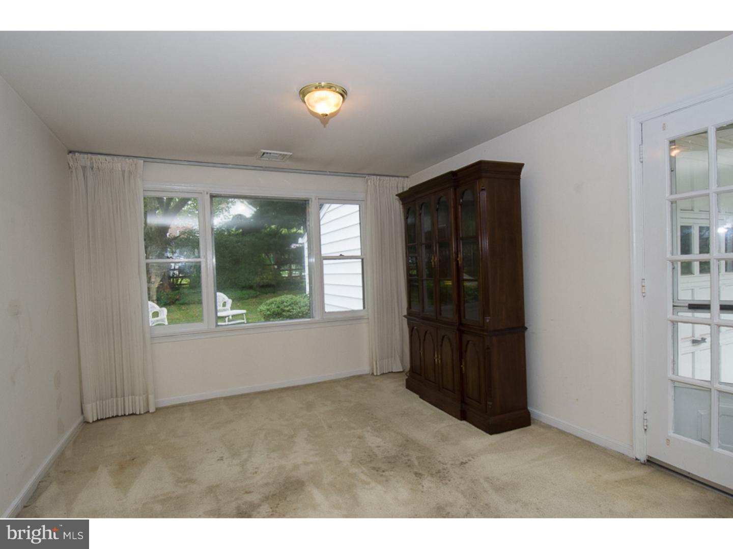 408 Suffolk Road Flourtown, PA 19031 - Photo 5 of 23