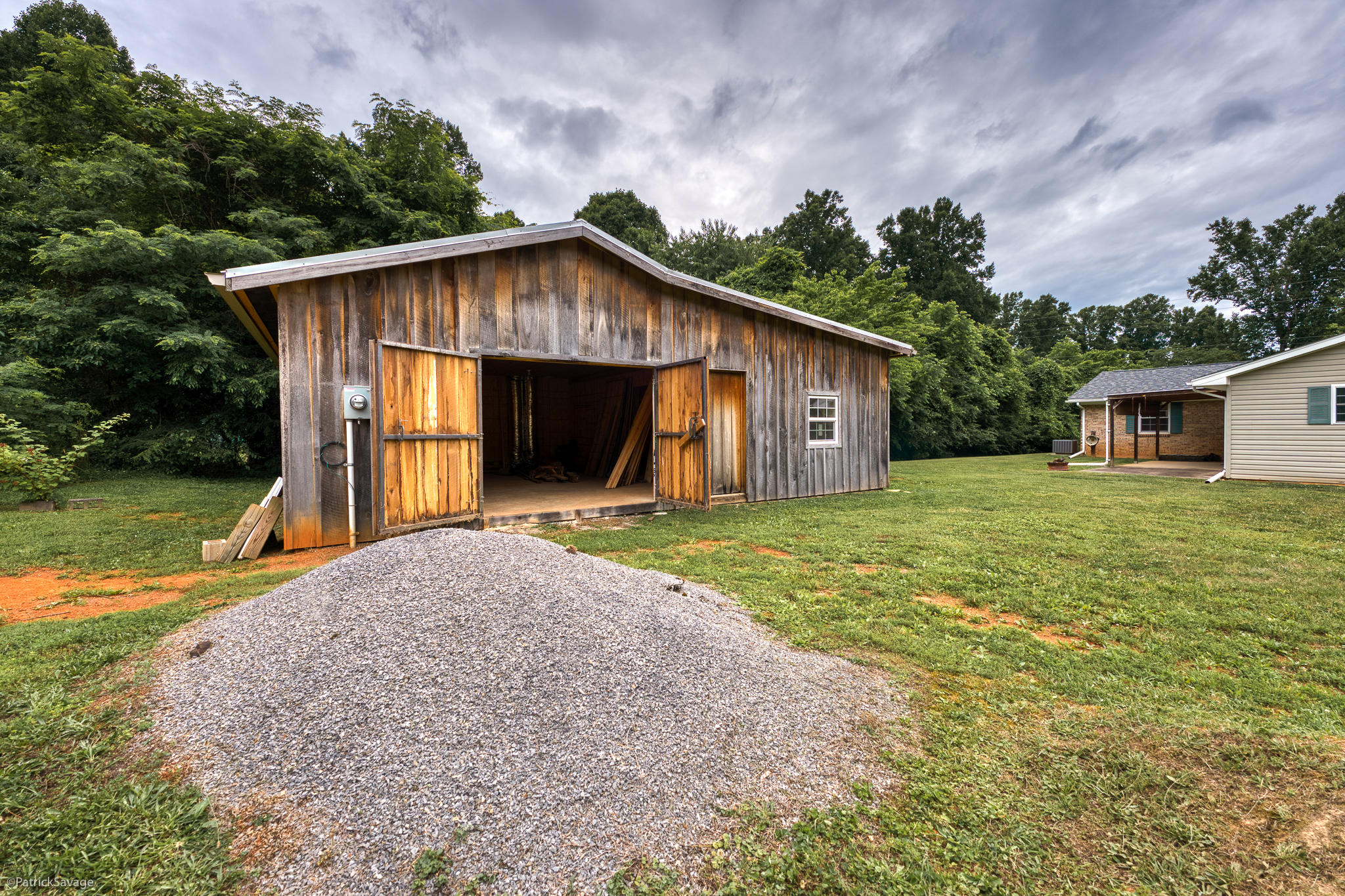 200 Robin Road Bristol, TN 37620 - Photo 36 of 45 200RobinRoadBristolTN-0948
