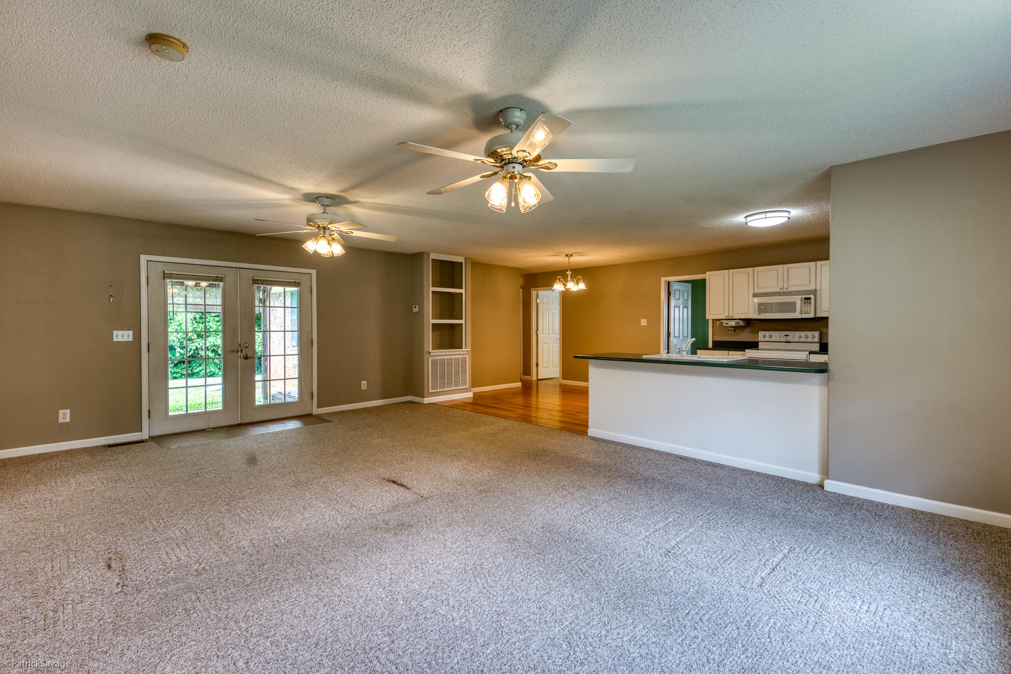 200 Robin Road Bristol, TN 37620 - Photo 10 of 45 200RobinRoadBristolTN-0417
