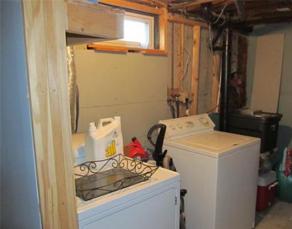 6 Leatherleaf Circle Springfield, MA 01109 - Photo 14 of 16 Gallery Image 14