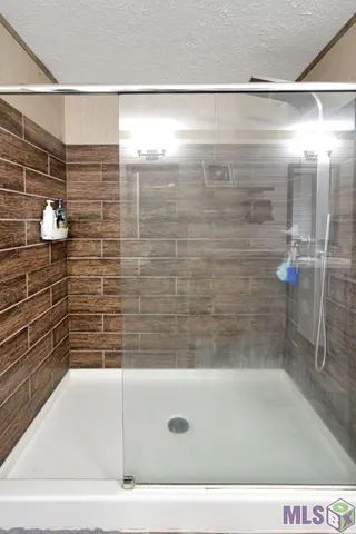 $305,000 | 10176 Greenwell Springs Port Hudson Road, Zachary, LA 70791