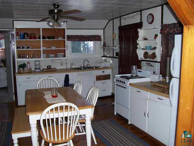 9105 Lakeview Road Port Wing, WI 54865 - Photo 3 of 7 Gallery Image 3