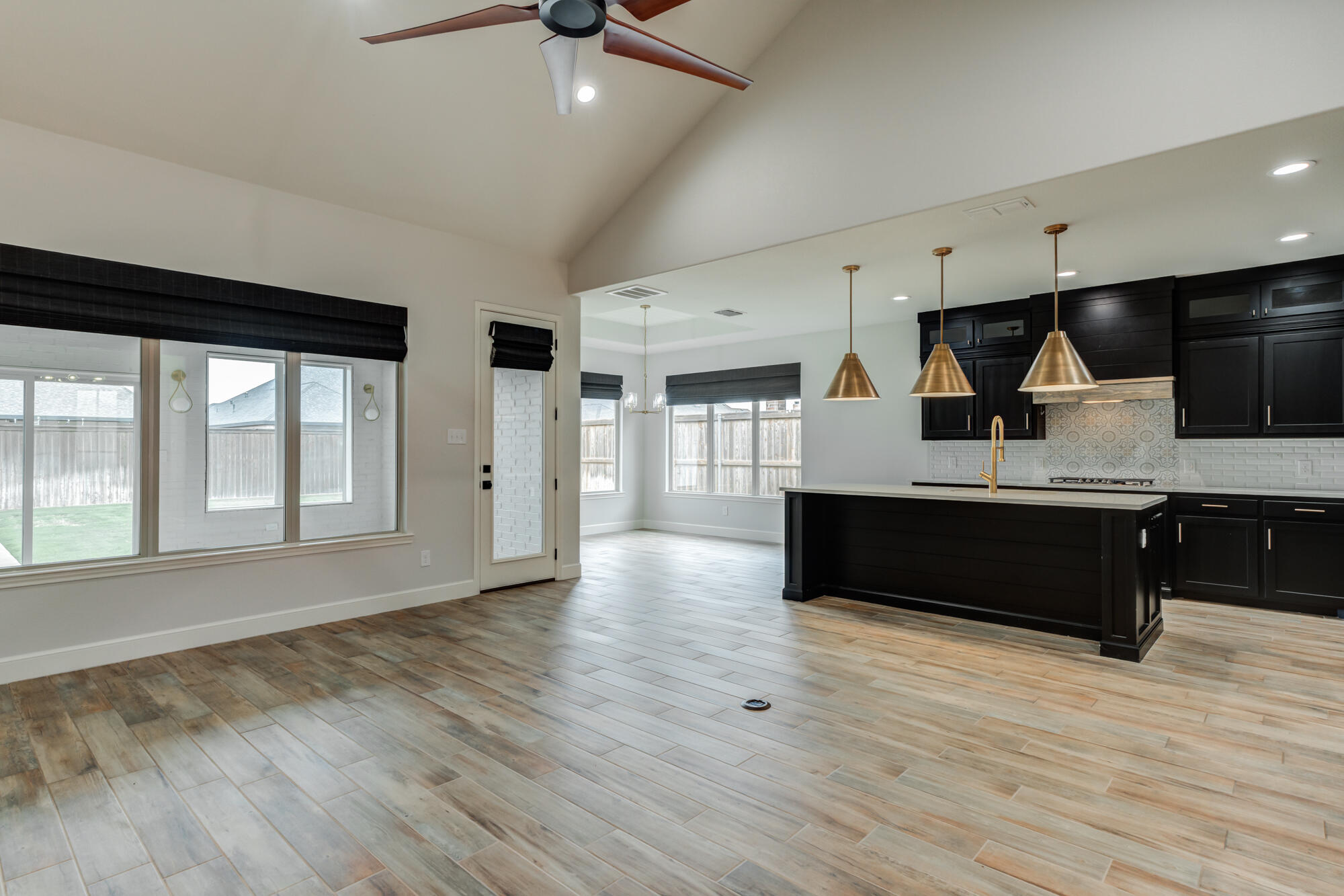 4416 140th Street Lubbock, TX 79424 - Photo 7 of 38 DSC09703_4_5_6_7