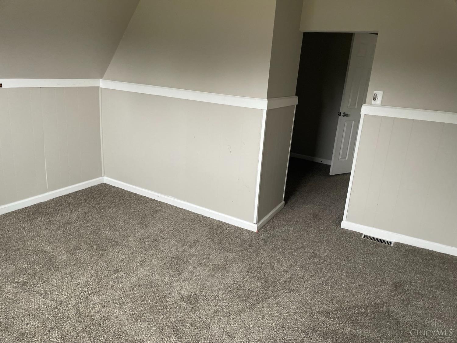 1395 Ross Hanover Road Hamilton, OH 45013 - Photo 10 of 19