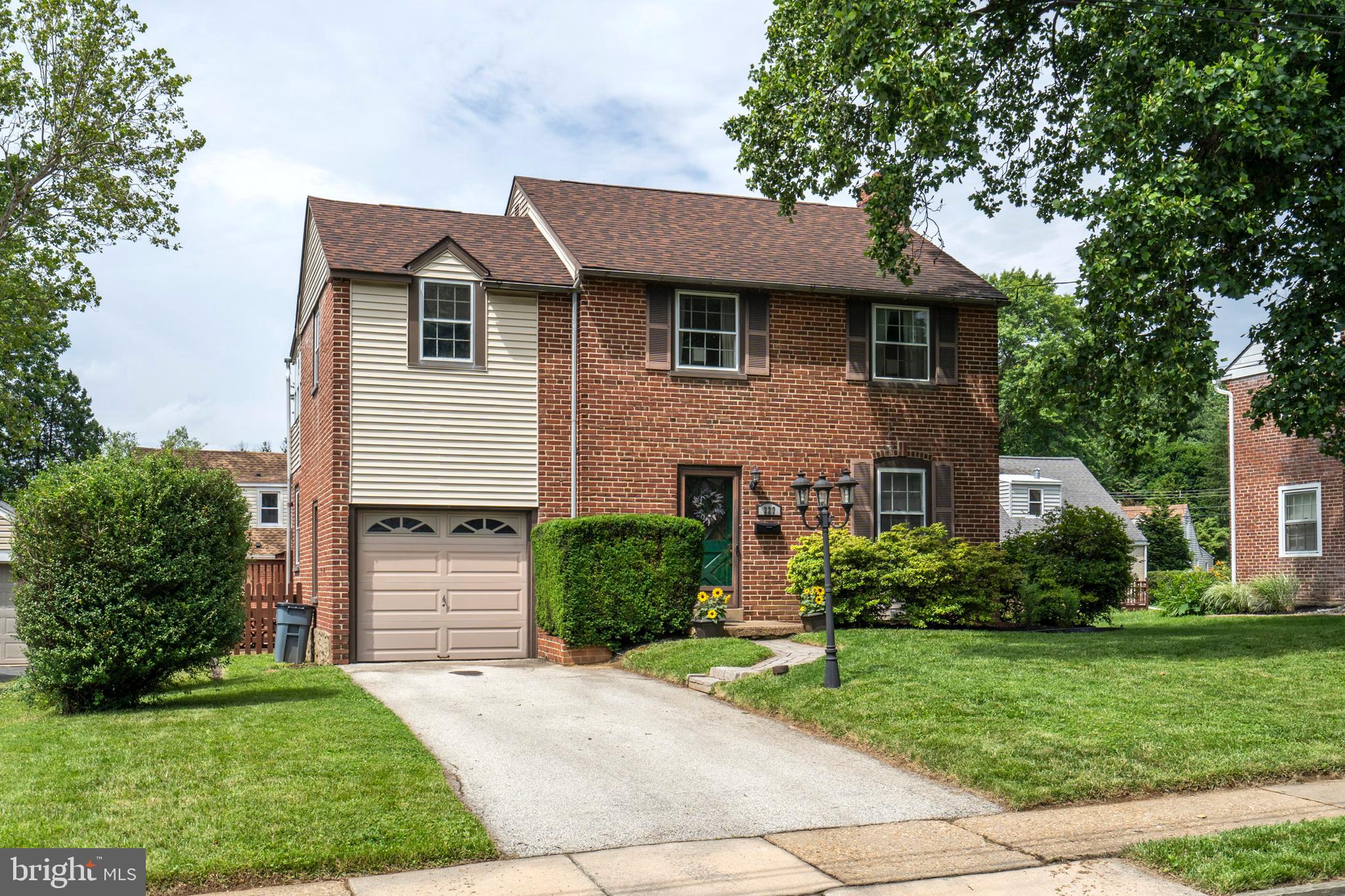 227 Claremont Road Springfield, PA 19064 - Photo 1 of 39