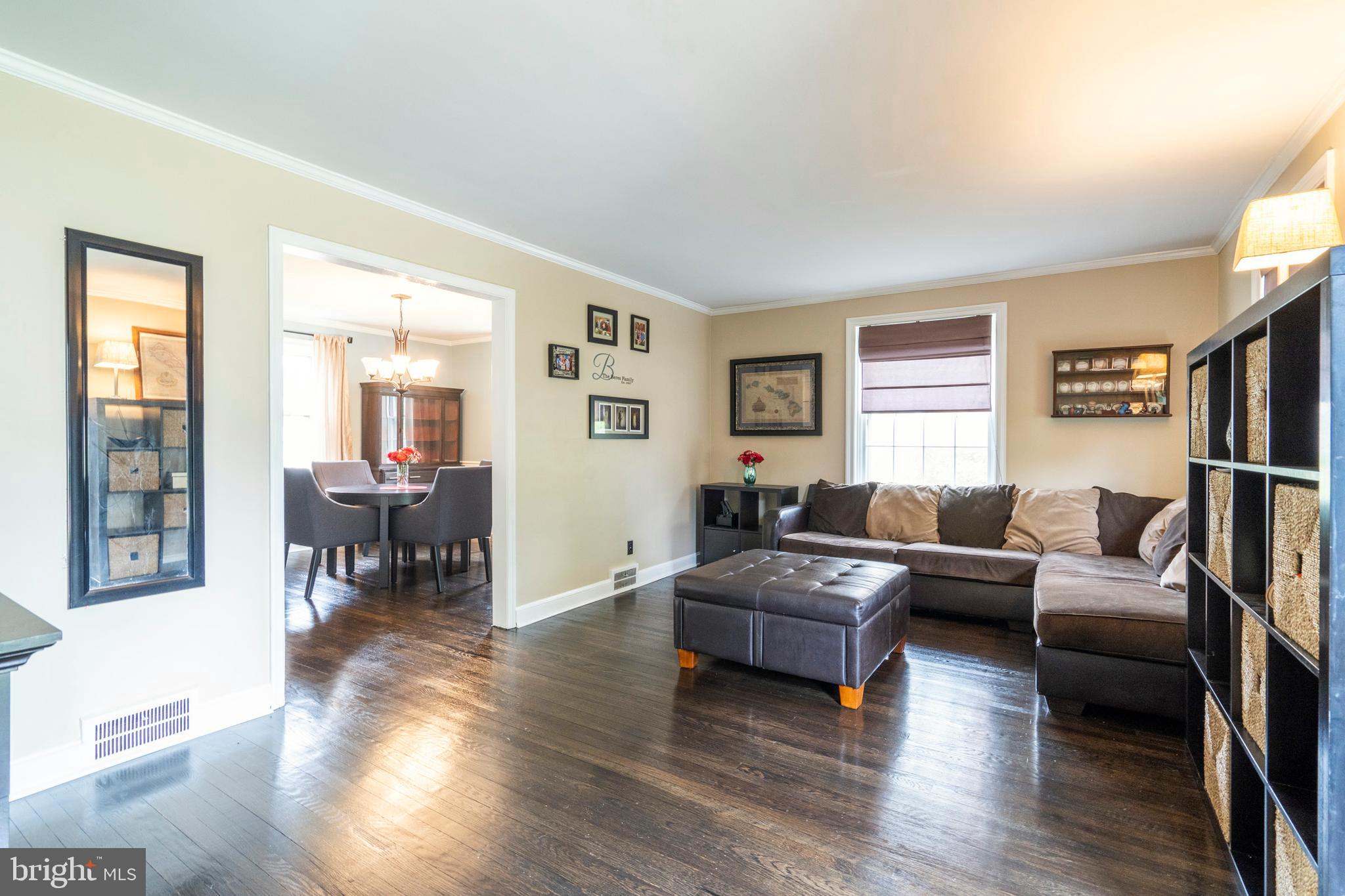 227 Claremont Road Springfield, PA 19064 - Photo 3 of 39