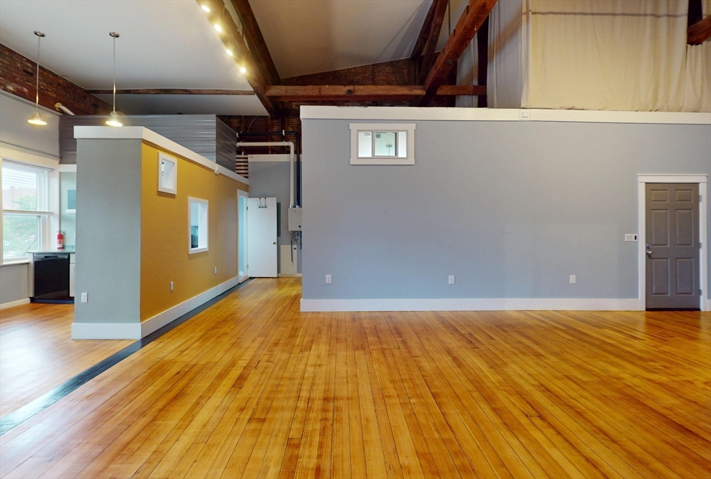 245 Main Street, Unit 3 Northampton, MA 01060 - Photo 15 of 31