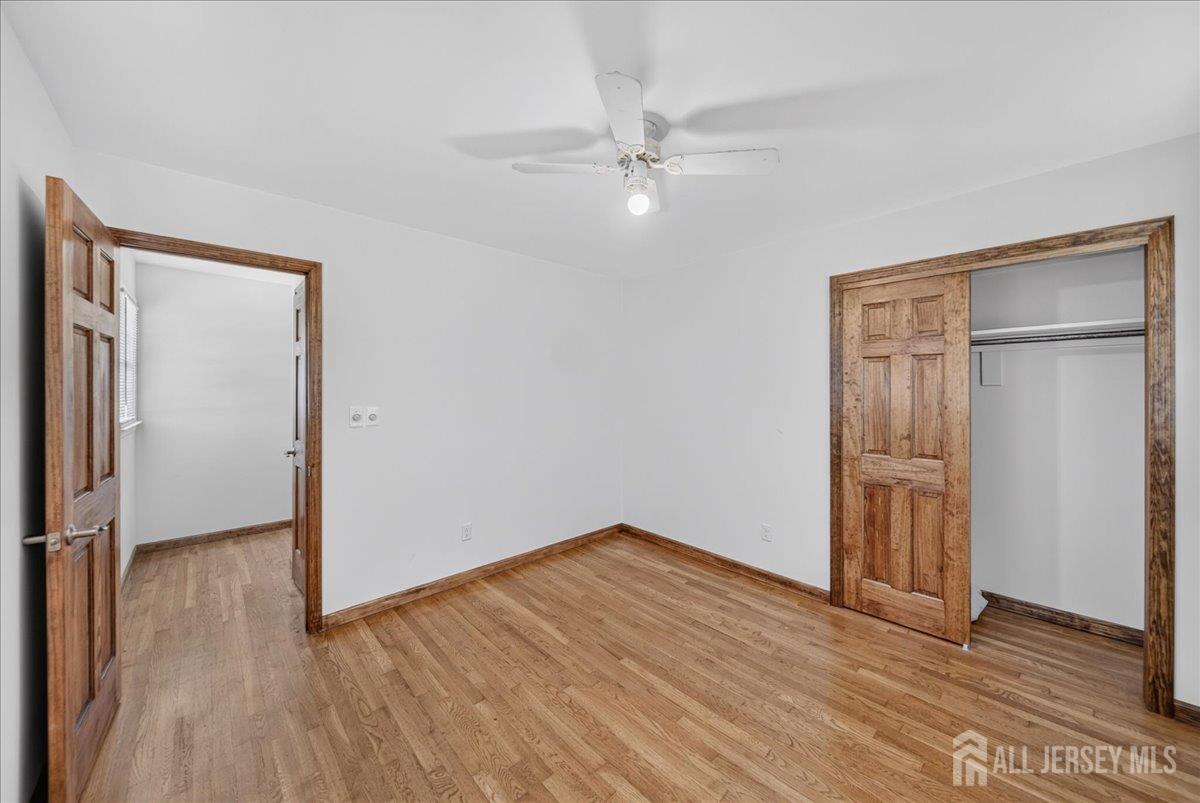 204 Marlin Road Fords, NJ 08863 - Photo 20 of 28 Gallery Image 20