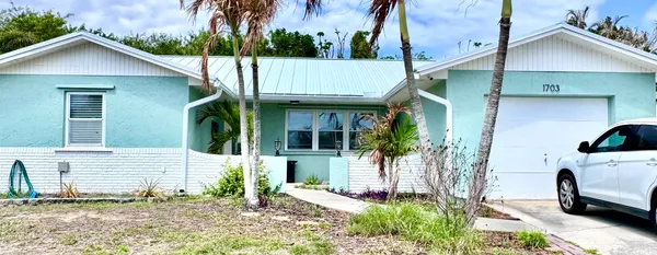 $3,500 | 1703 Northeast 25th Terrace, Jensen Beach, FL 34957