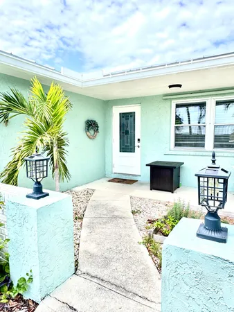 $3,500 | 1703 Northeast 25th Terrace, Jensen Beach, FL 34957