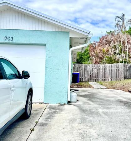 $3,500 | 1703 Northeast 25th Terrace, Jensen Beach, FL 34957