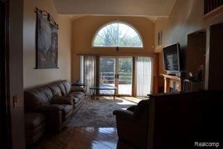 2962 Walbridge Drive Rochester, MI 48307 - Photo 7 of 22 DSC_0649.jpg