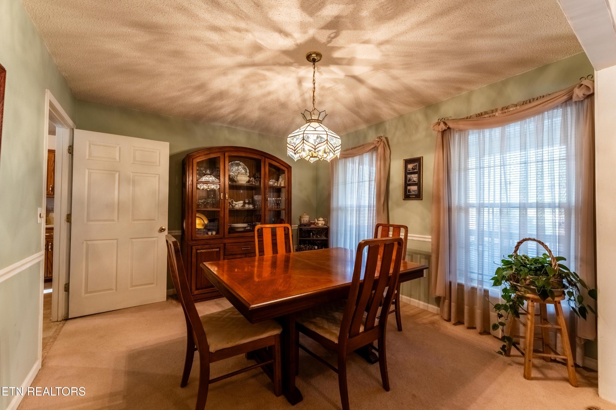 402 Sunset Road Crossville, TN 38572 - Photo 7 of 45 Gallery Image 7
