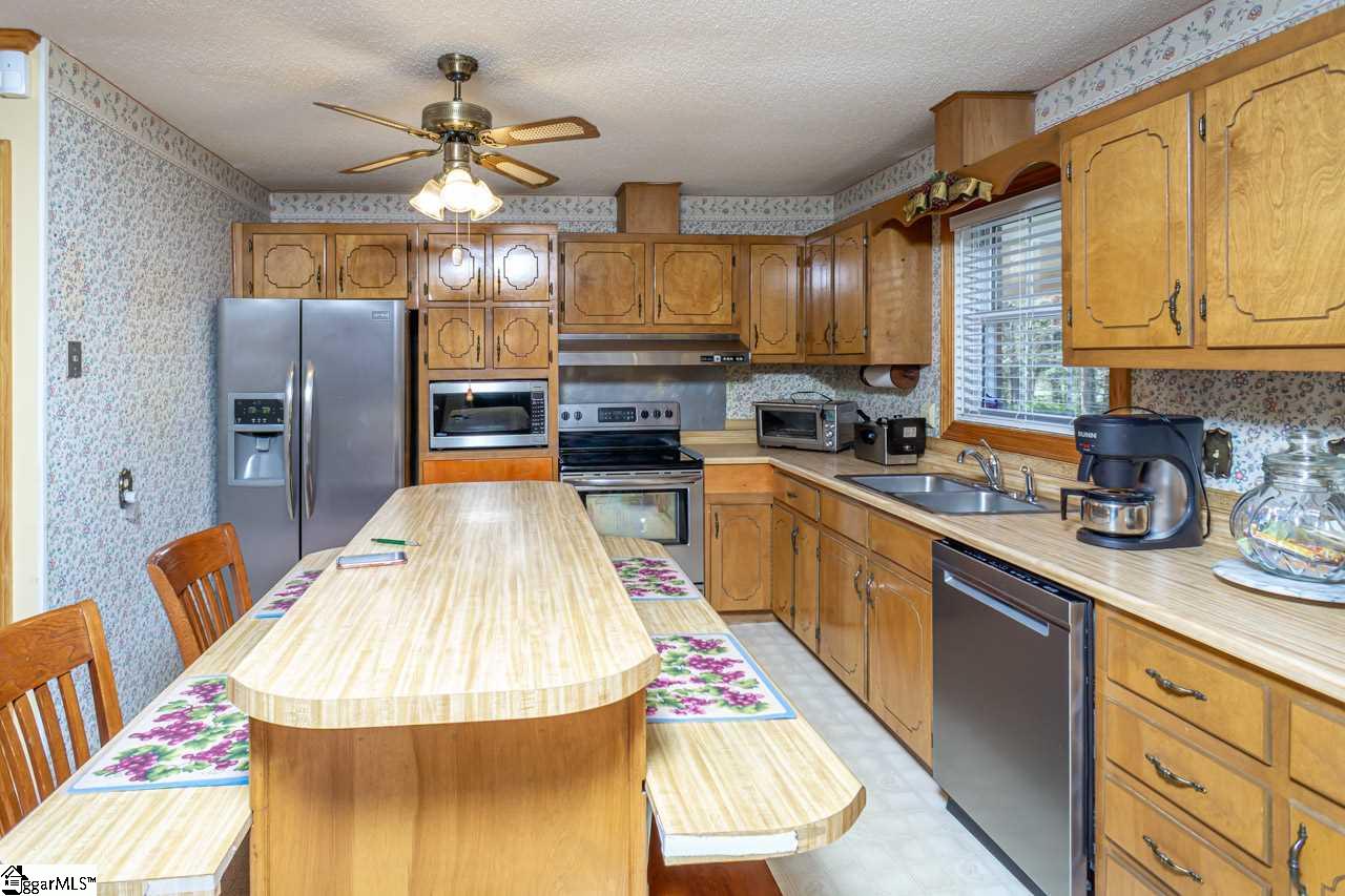 2017 Reece Mill Road Pickens, SC 29671 - Photo 8 of 26 Gallery Image 8
