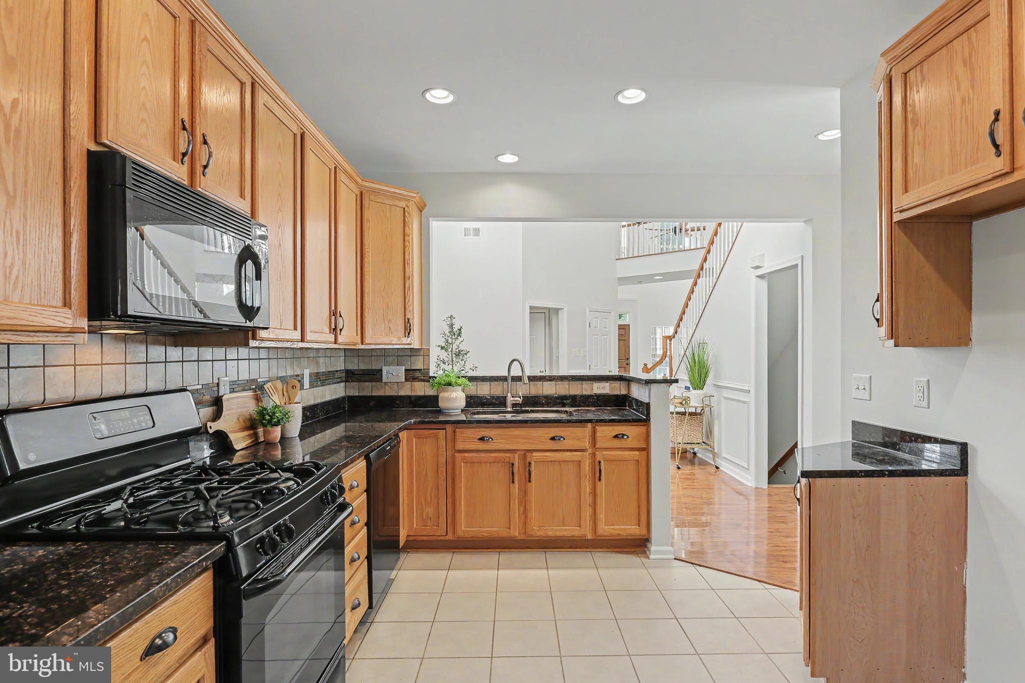 292 Maple Drive Hanover, PA 17331 - Photo 17 of 39