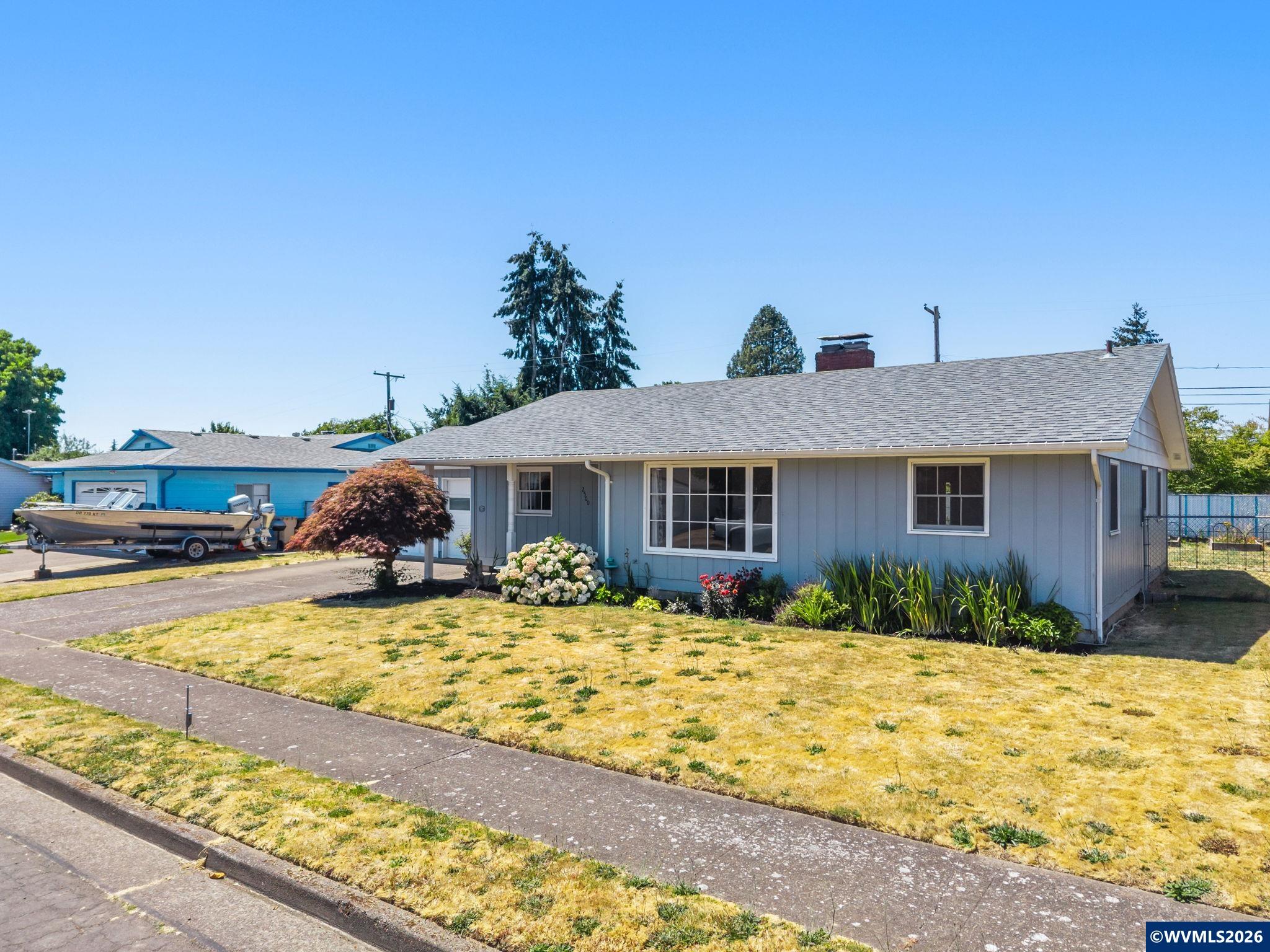 2500 Southeast Tudor Way Albany, OR 97322 - Photo 7 of 37